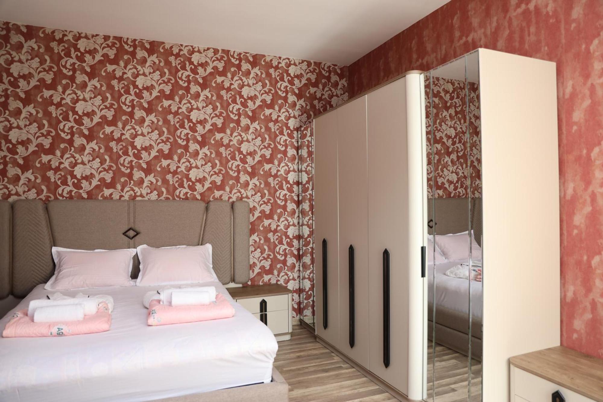 Отель Feel House T'erjola Экстерьер фото