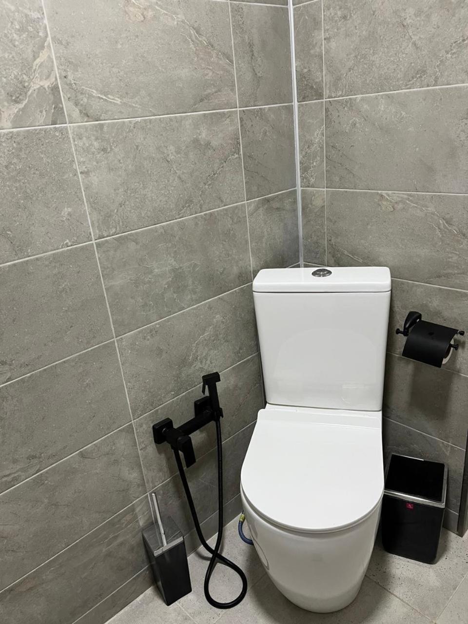 Отель Feel House T'erjola Экстерьер фото